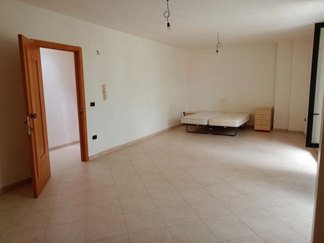 Ufficio in affitto a Maglie, Lecce
