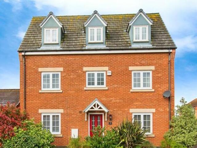 House for sale in Hampton Green, Cambridgeshire