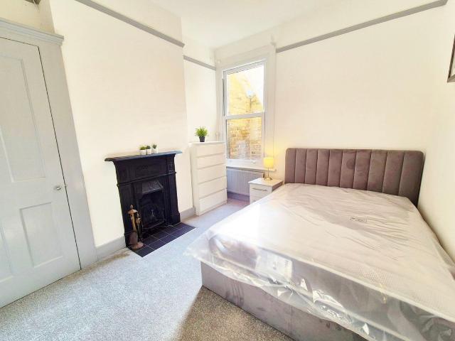 Room for rent in Hammersmith, Greater London