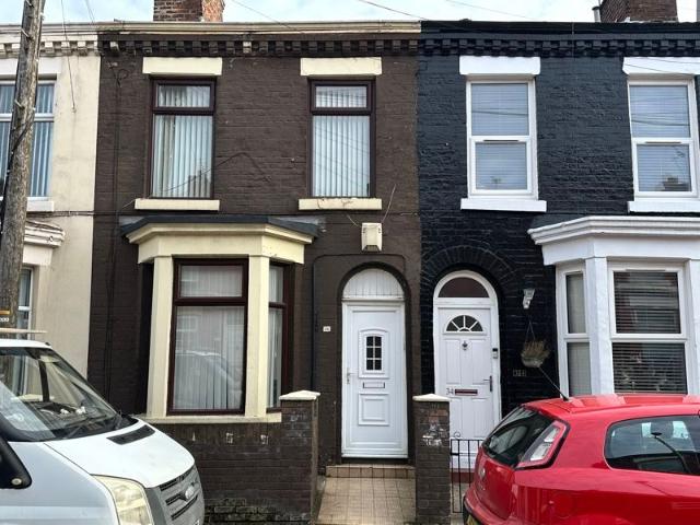 House for rent in Calderstones