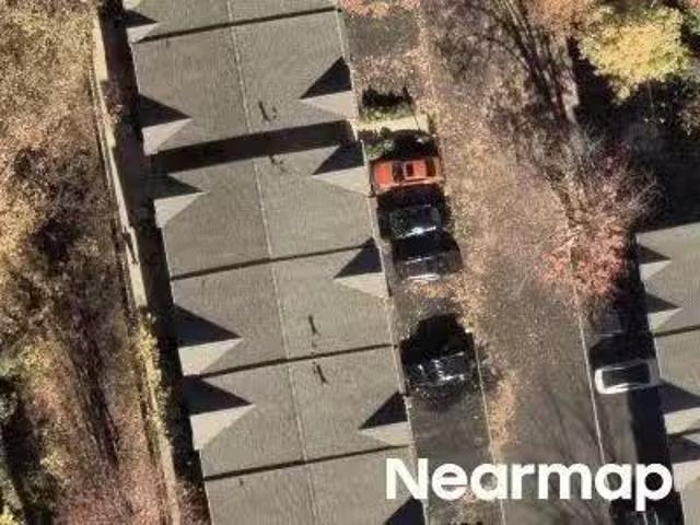 House for sale in Fairfax