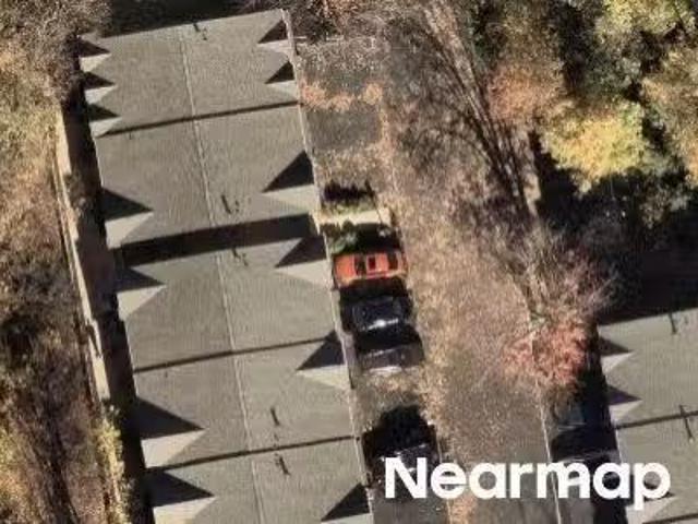 House for sale in Fairfax