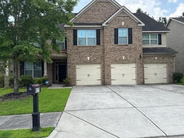 House for sale in Red Oak, Georgia