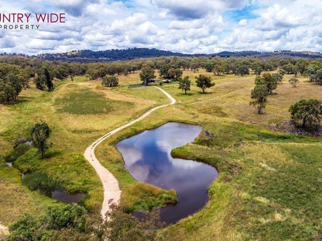 Cottage for sale in Glen Innes, Glen Innes Severn Council