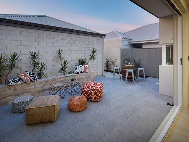 Cottage for sale in Clarkson, Western Australia