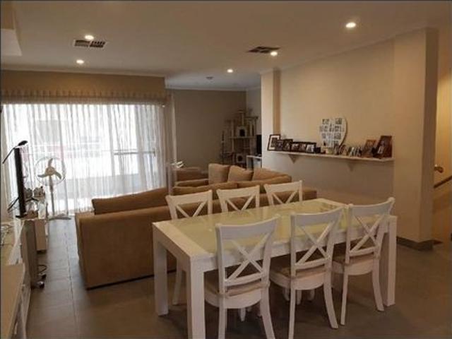 Townhouse for rent in Cockburn, Western Australia
