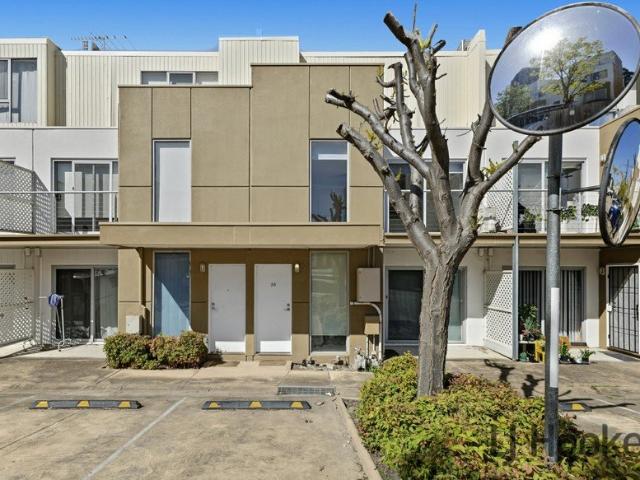 Townhouse for rent in Box Hill, Melbourne