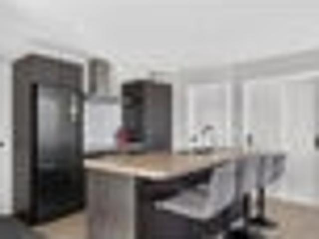 Townhouse for sale in Otakou