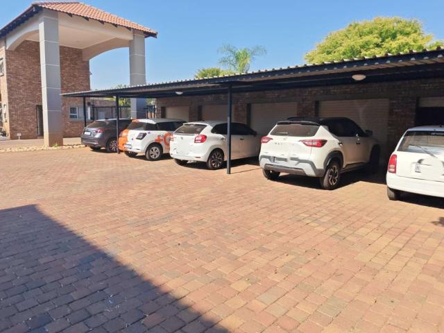Apartment for rent in Waterkloof, Gauteng