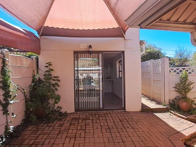 House for rent in Vosloorus, Gauteng