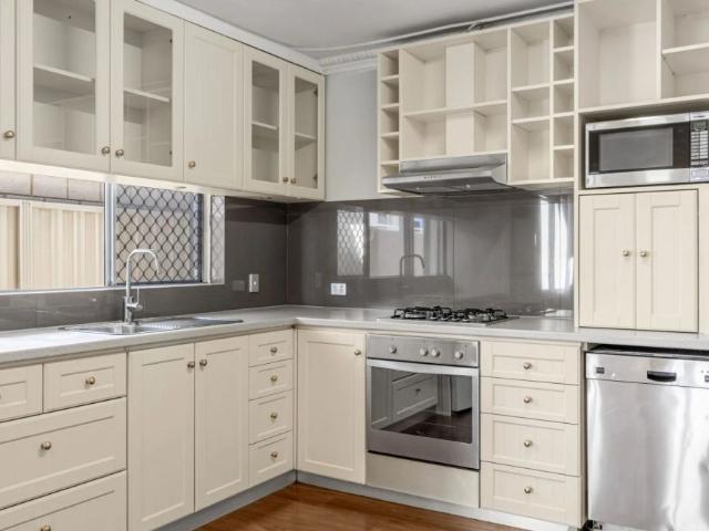 Granny Flat for rent in East Victoria Park, Western Australia