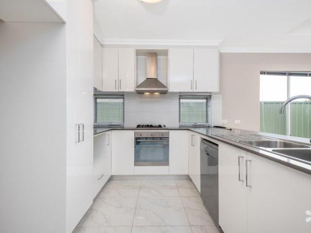 House for rent in Hamilton Hill, Western Australia