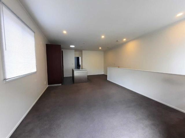 Townhouse for rent in Mount Eden, Albert-Eden