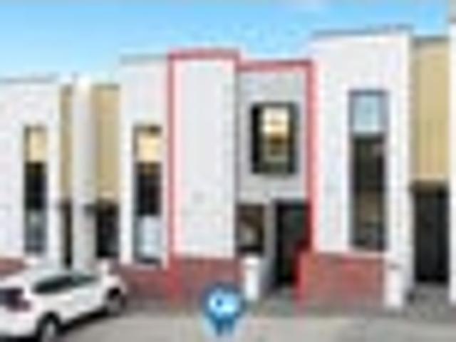 Townhouse for sale in Auckland, Oroua County