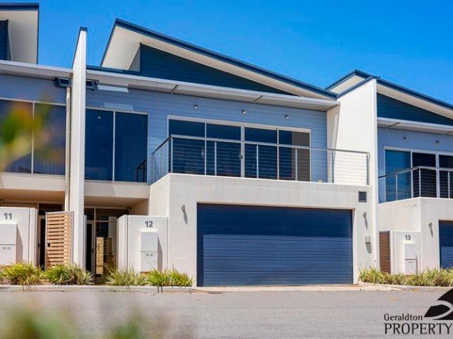 Townhouse for sale in Beresford, Geraldton
