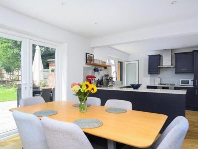 House for sale in Weybridge, Elmbridge