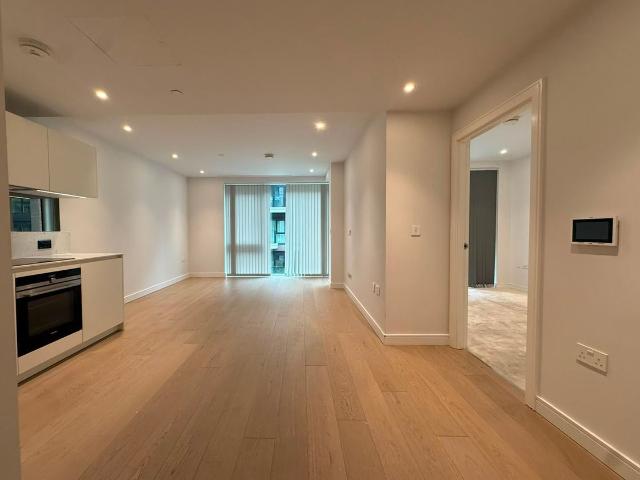 Apartment for rent in Chelsea Harbour, Greater London