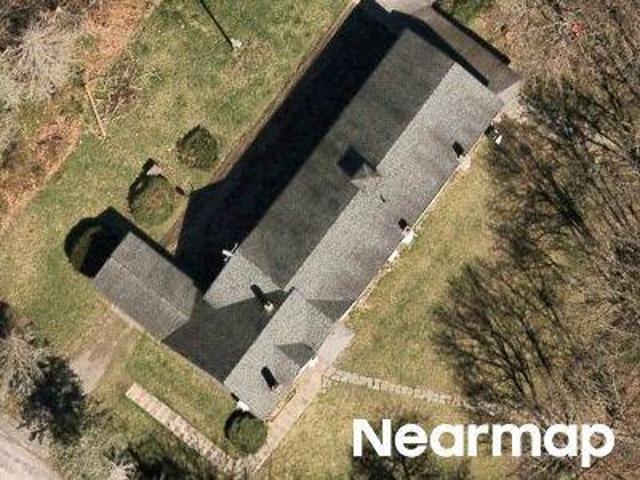 House for sale in Highland, Town of Lloyd