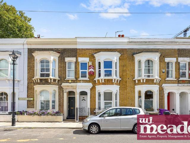 House for rent in Bromley-by-Bow, Mile End