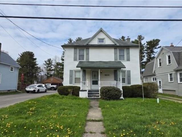House for sale in Niagara, New York