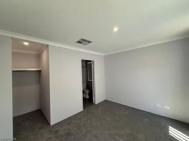 House for rent in Lockridge, Western Australia