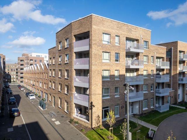 Apartment for rent in Scrattons Farm, Greater London