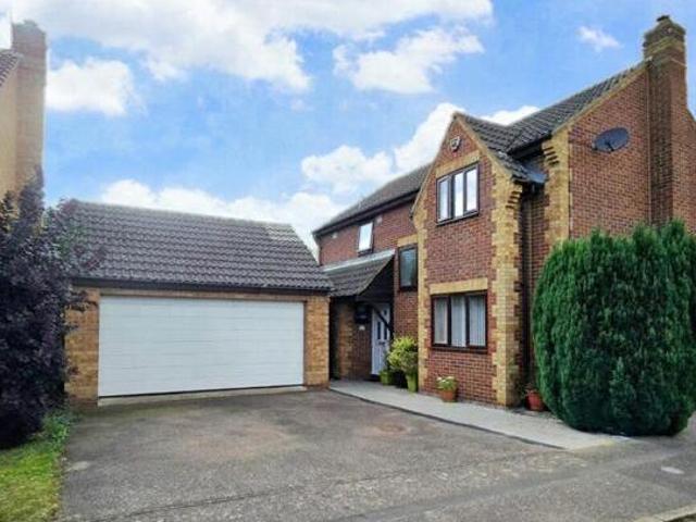 House for sale in Northampton, Northamptonshire