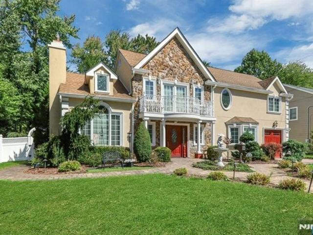 House for sale in Waldwick, Bergen County