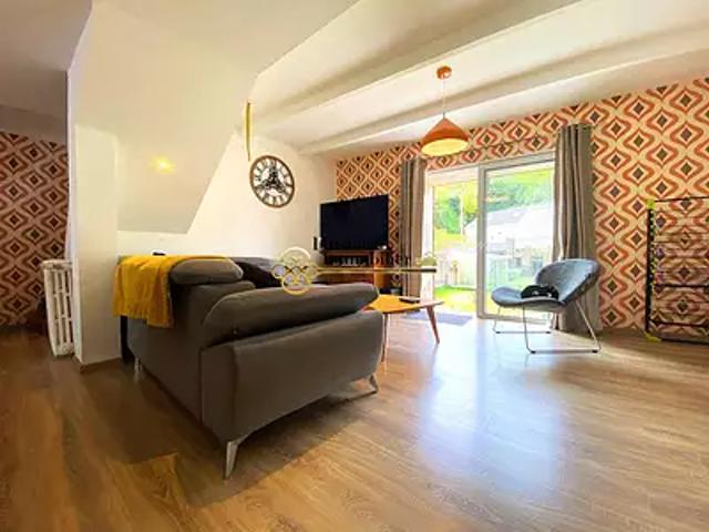 Maison vente à La Croix, Locquénolé