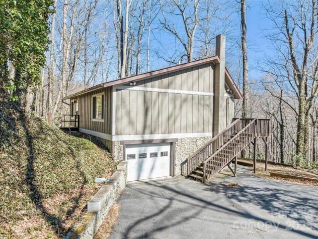 House for sale in Maggie Valley