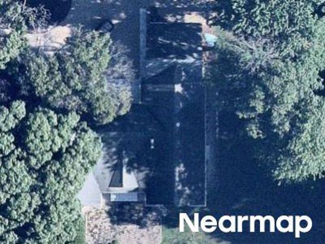 House for sale in Eatons Neck, Town of Huntington