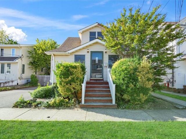 House for sale in Greenvale