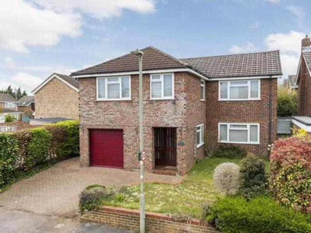 House for sale in Peachcroft, Vale of White Horse