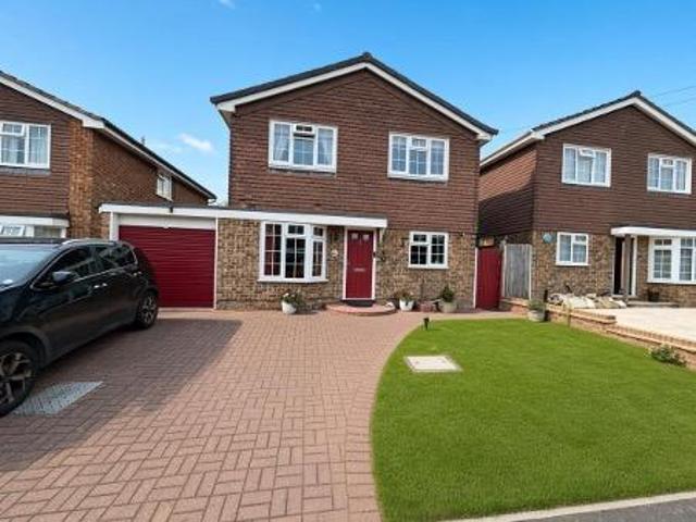 House for rent in Ash, Guildford