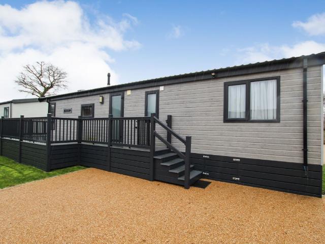House for rent in Pooley Green, Row Town