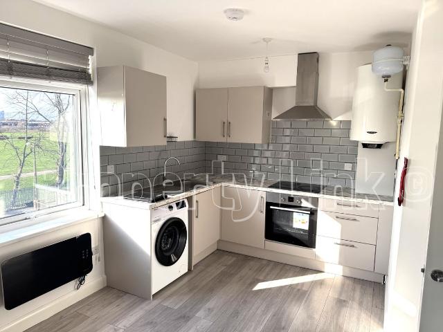 House for rent in Becontree, Greater London