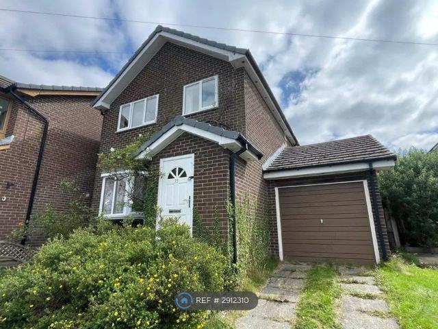 House for rent in Charlesworth, East Midlands