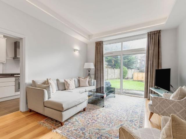 House for rent in North Finchley, Greater London