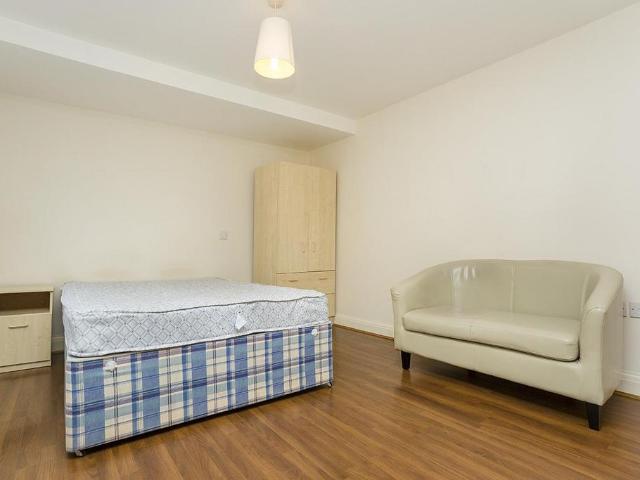 Apartment for rent in London Borough of Barnet, Greater London