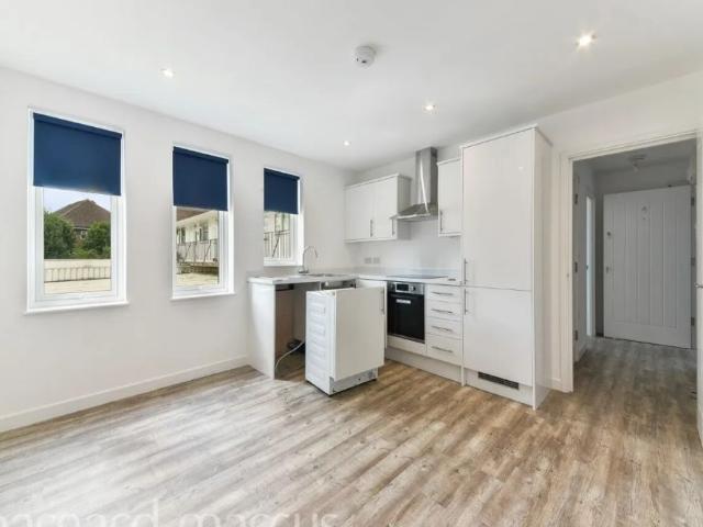 Apartment for rent in Wallington, Greater London