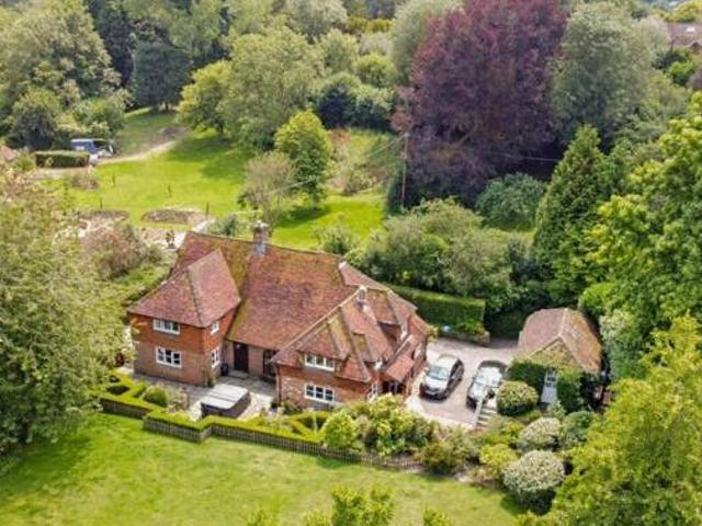 House for sale in Littlecote, West Sussex