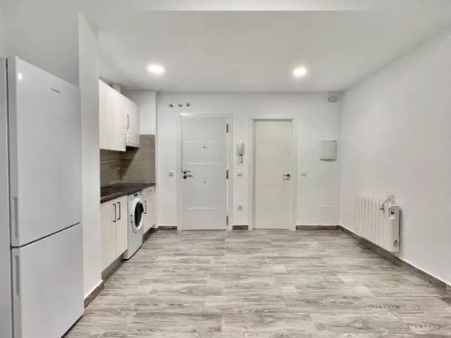 Apartamento en alquiler en Loeches, Madrid