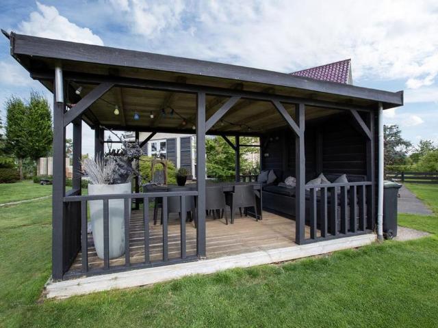 Woning te huur in Hazerswoude-dorp, Zuid Holland