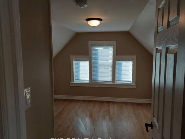 House for rent in Gibson, Hamilton