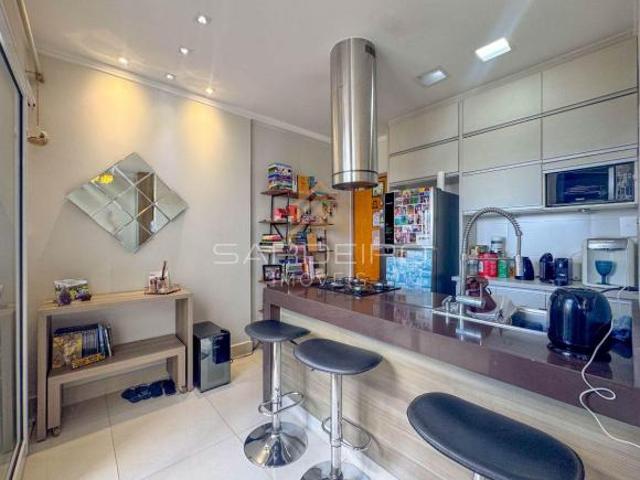 Apartamento venda em Região Geográfica Imediata do Distrito Federal, Região Integrada de Desenvolvimento do Distrito Federal e Entorno