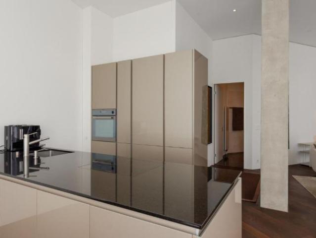 Wohnung kaufen in Einigen, Zürich