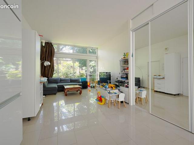 Appartement vente à Paris, Île-de-France