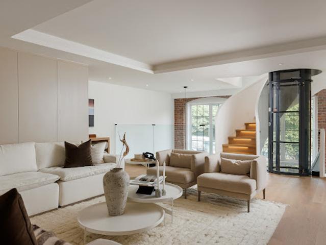 Loft for sale in Woburn, Ontario