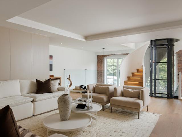 Loft for sale in Woburn, Ontario