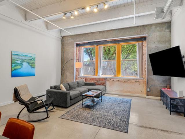 Apartment for sale in Oregonia